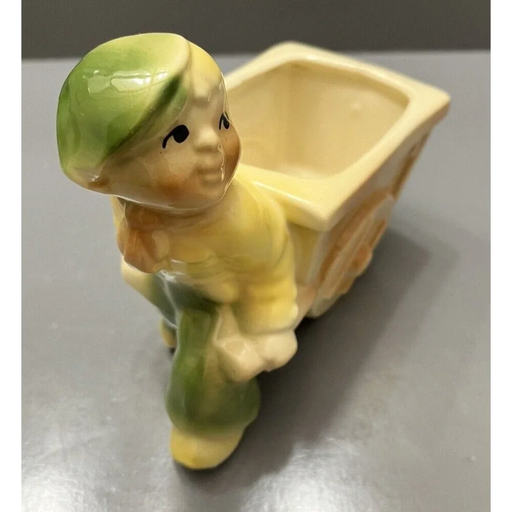 Vintage Shawnee‎ USA 750 Dutch Boy & Cart Ceramic Flower Flowers Floral Planter